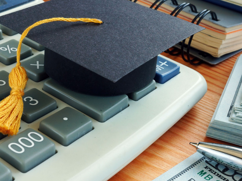 grad cap on calculator